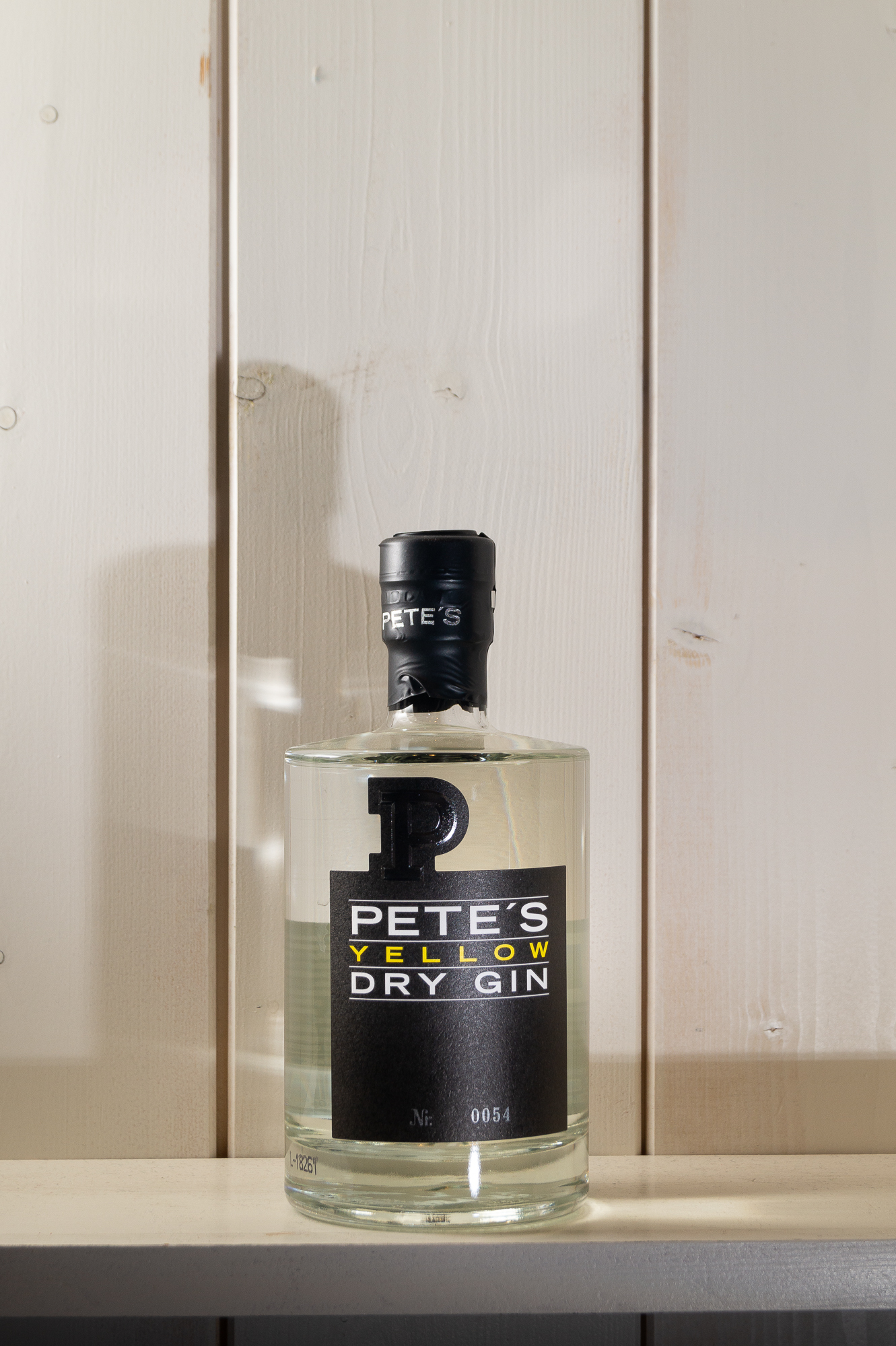 Pete's Yellow Dry Gin 